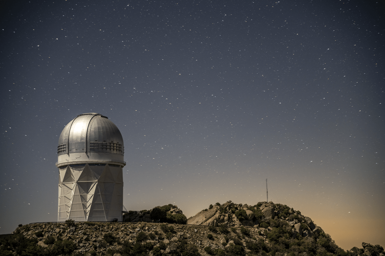 Observatorio Nacional de Kitt Peak en Tucson-Arizona, donde se encuentra DESI. Crédito: Marilyn Sargent, photographer